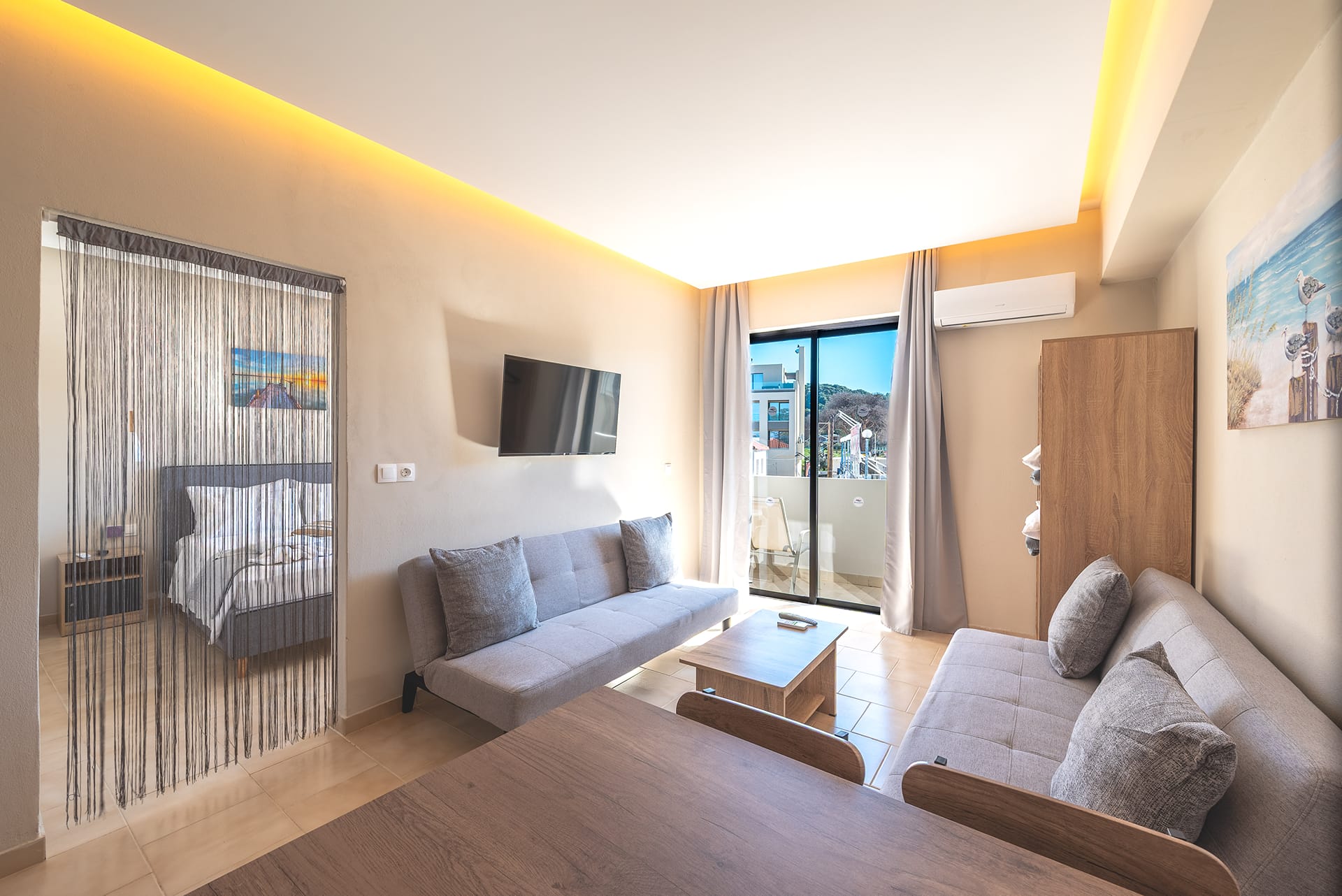 Suite | City View — photo 9
