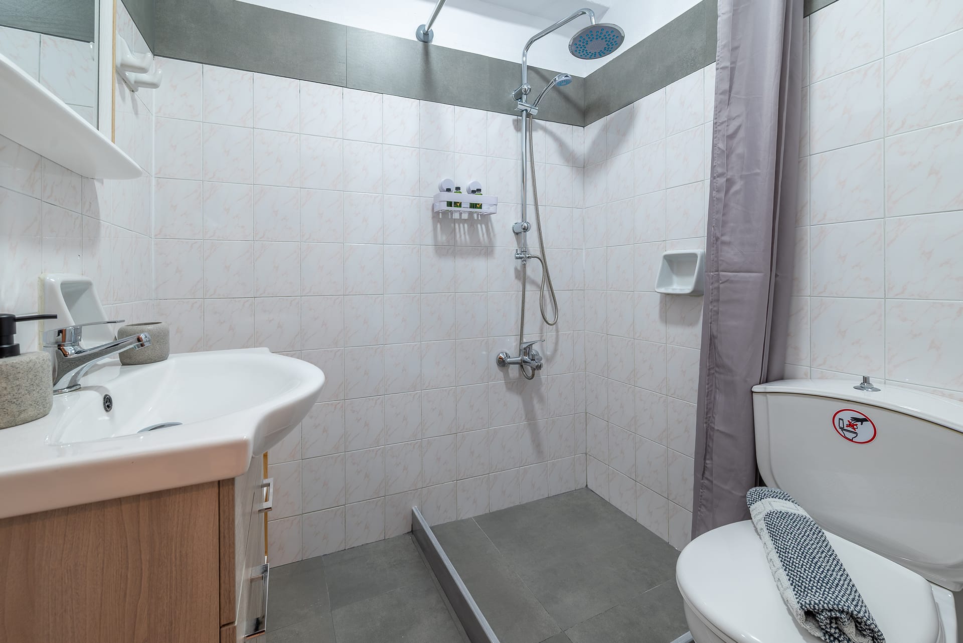 Suite | City View — photo 13