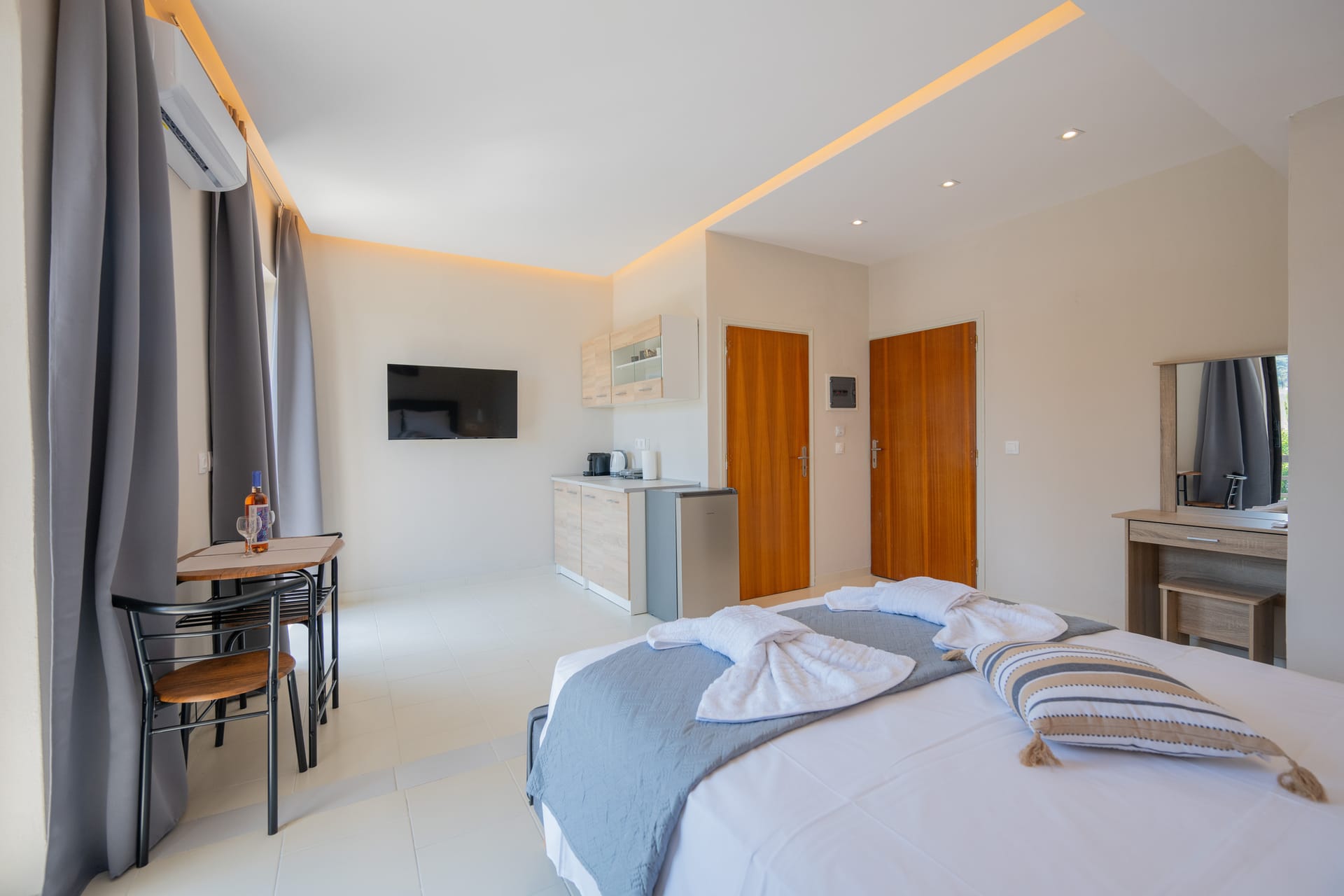 Junior Suite | Side Sea View — photo 7